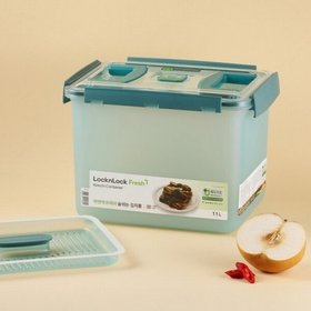 락앤락 프레쉬 숨밸브 숨쉬는 김치통 투핸들 11L (배추 네 포기 반 / 누름이 포함) HPL888B